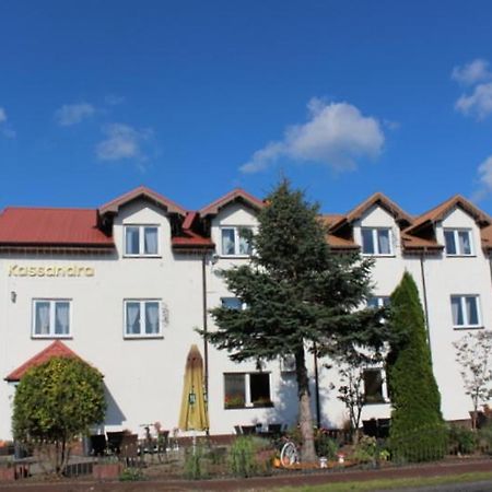 Restauracja Hotel Kassandra Września Dış mekan fotoğraf