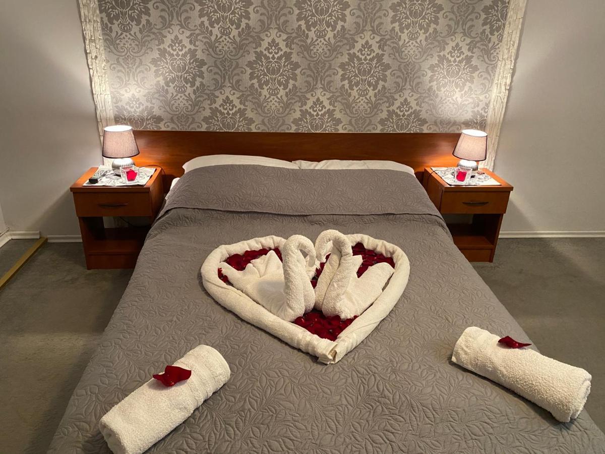Restauracja Hotel Kassandra Września Dış mekan fotoğraf