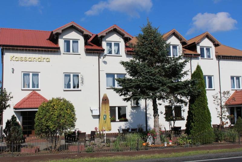 Restauracja Hotel Kassandra Września Dış mekan fotoğraf