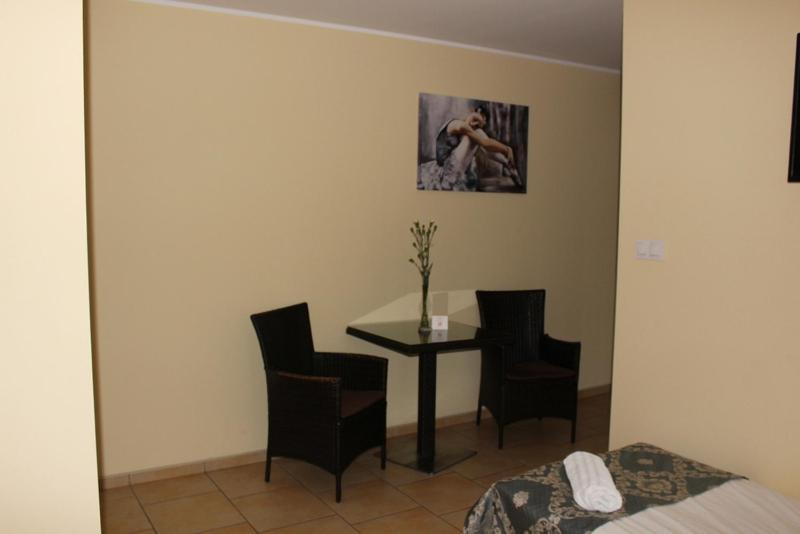 Restauracja Hotel Kassandra Września Dış mekan fotoğraf
