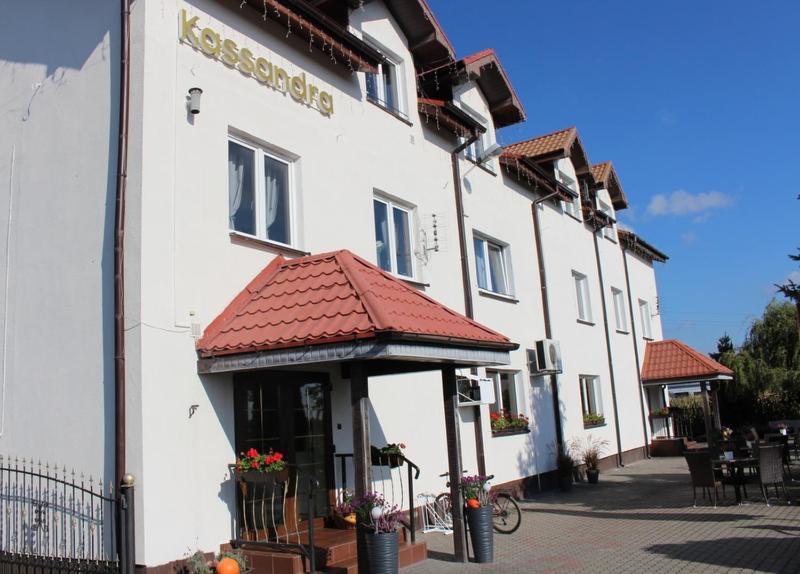 Restauracja Hotel Kassandra Września Dış mekan fotoğraf