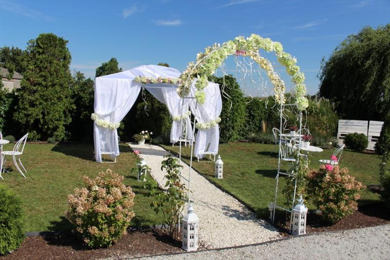 Restauracja Hotel Kassandra Września Dış mekan fotoğraf