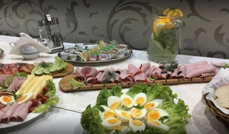 Restauracja Hotel Kassandra Września Dış mekan fotoğraf