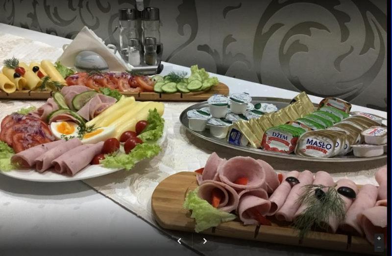 Restauracja Hotel Kassandra Września Dış mekan fotoğraf