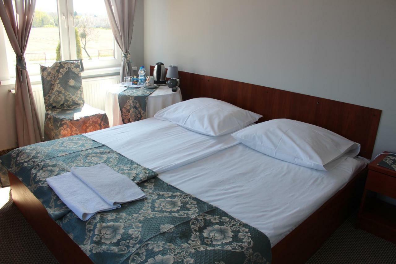 Restauracja Hotel Kassandra Września Dış mekan fotoğraf