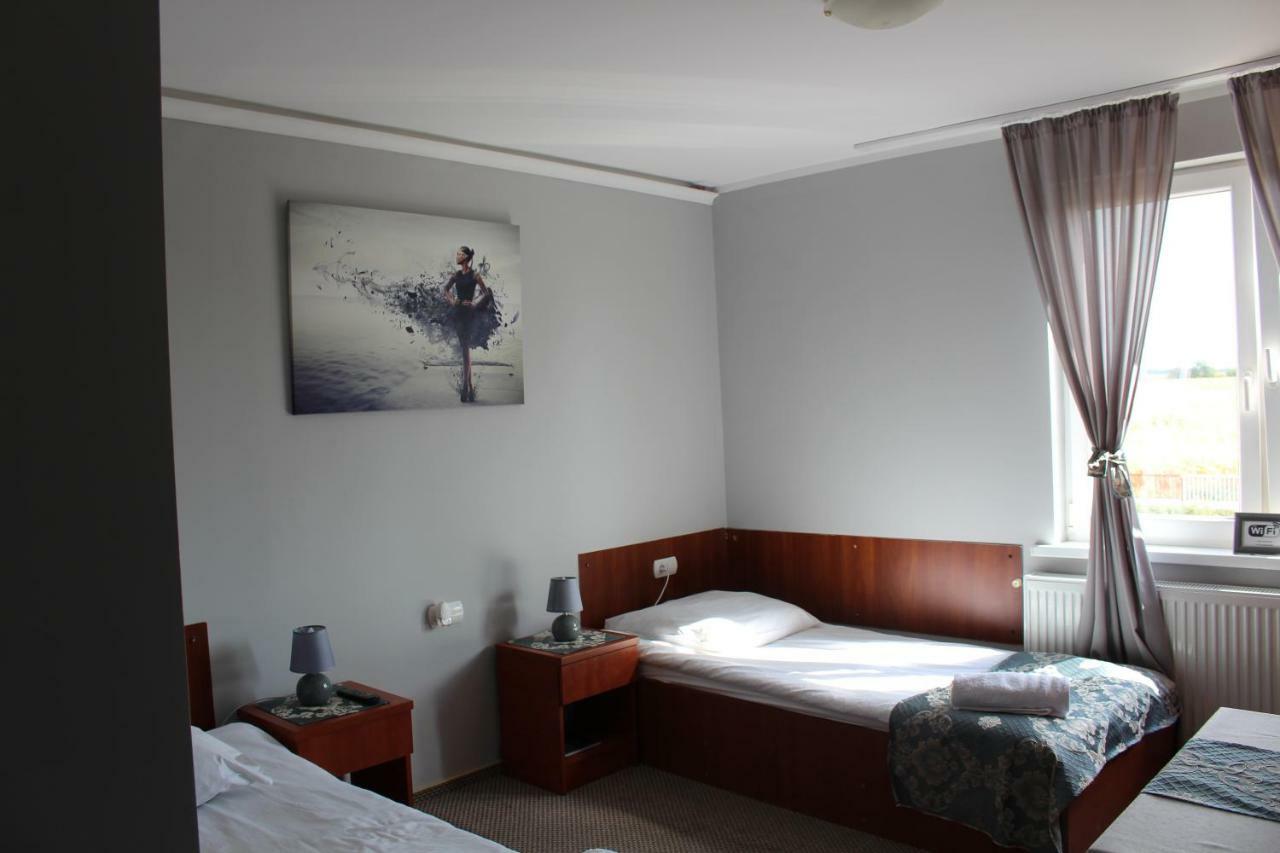 Restauracja Hotel Kassandra Września Dış mekan fotoğraf